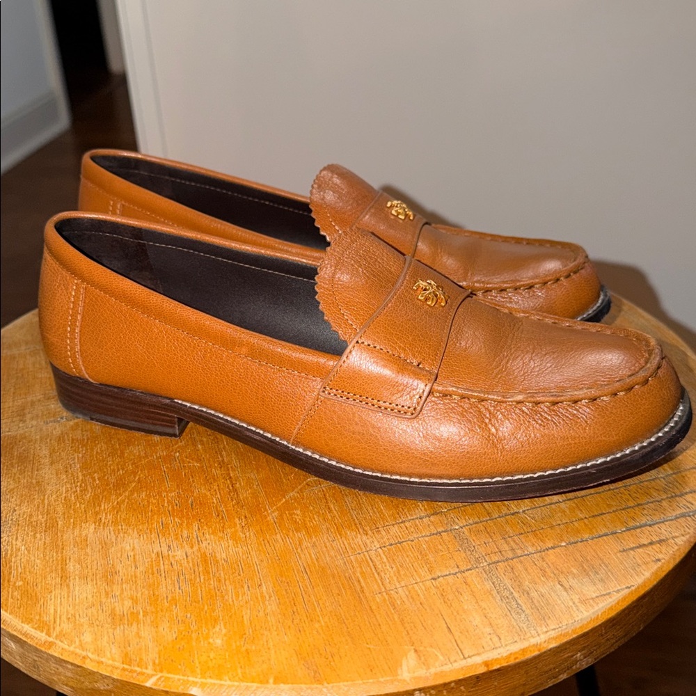 Tory Burch Classic Loafer Size 9 - Picture 4 of 11